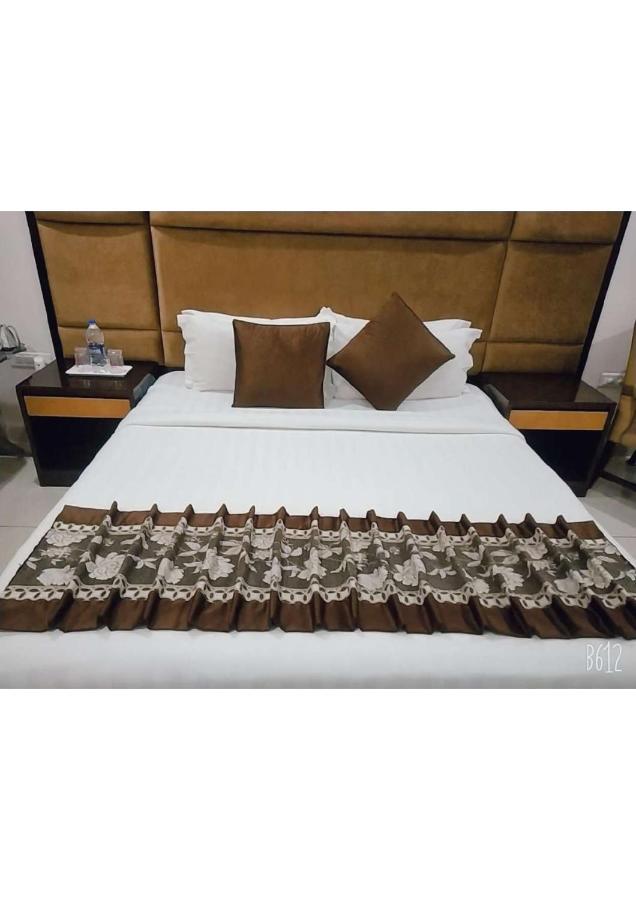 The Celestial Park, Bhopal Hotel Exterior photo