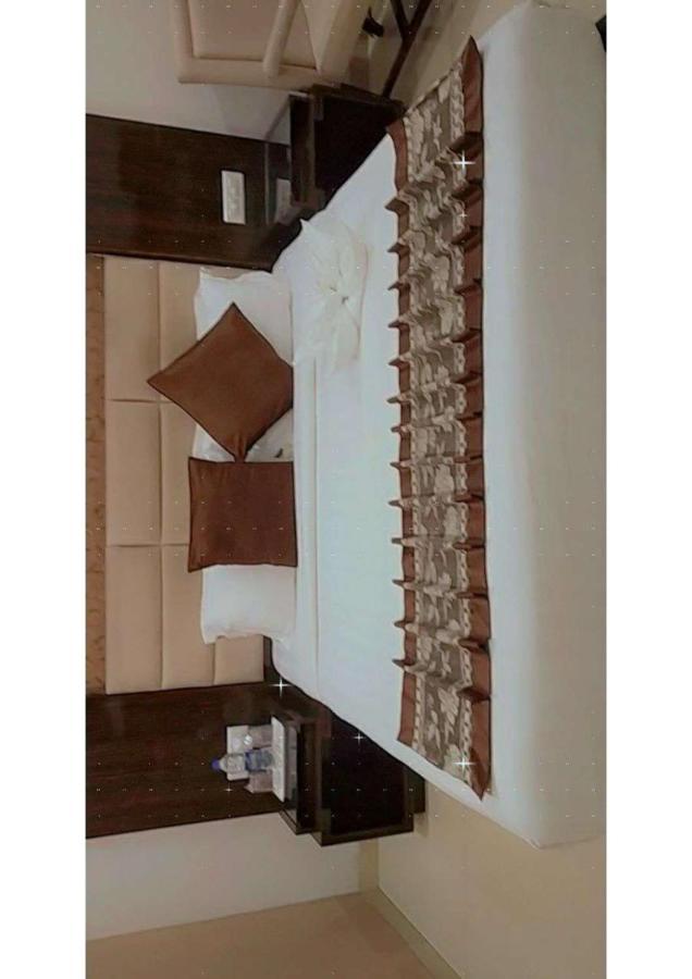 The Celestial Park, Bhopal Hotel Exterior photo